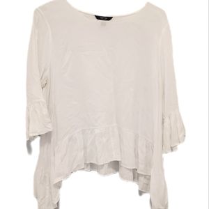 Simply Vera by Vera Wang. Sharkbike ruffle top. Size: XL